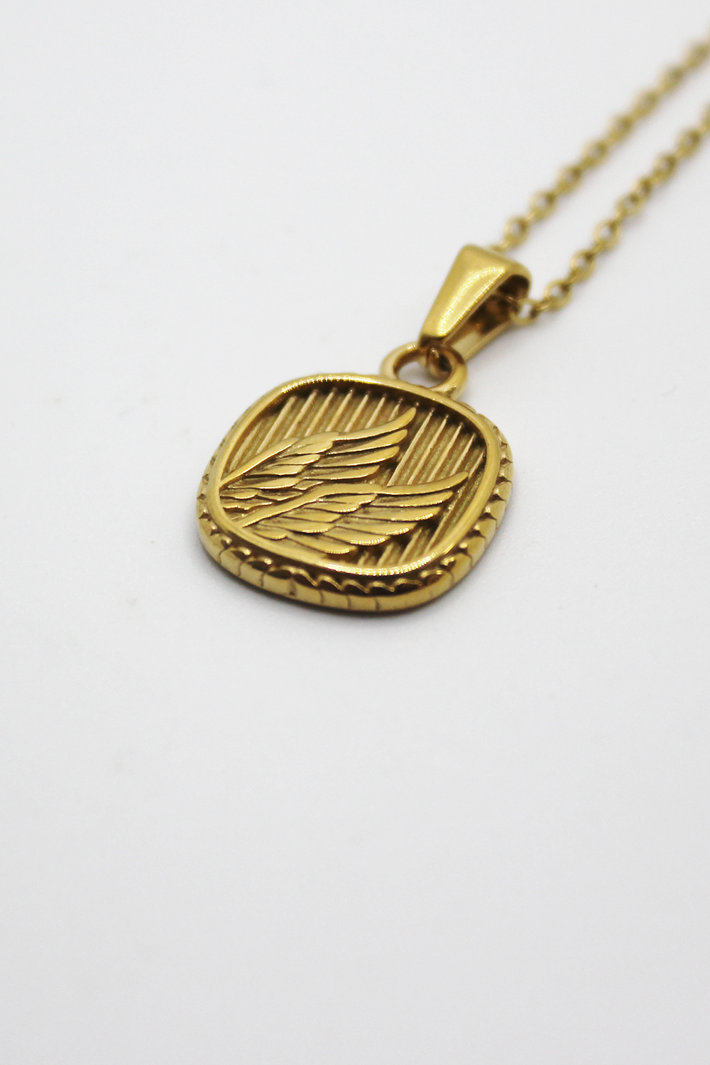 Colar Asa da Liberdade (2)